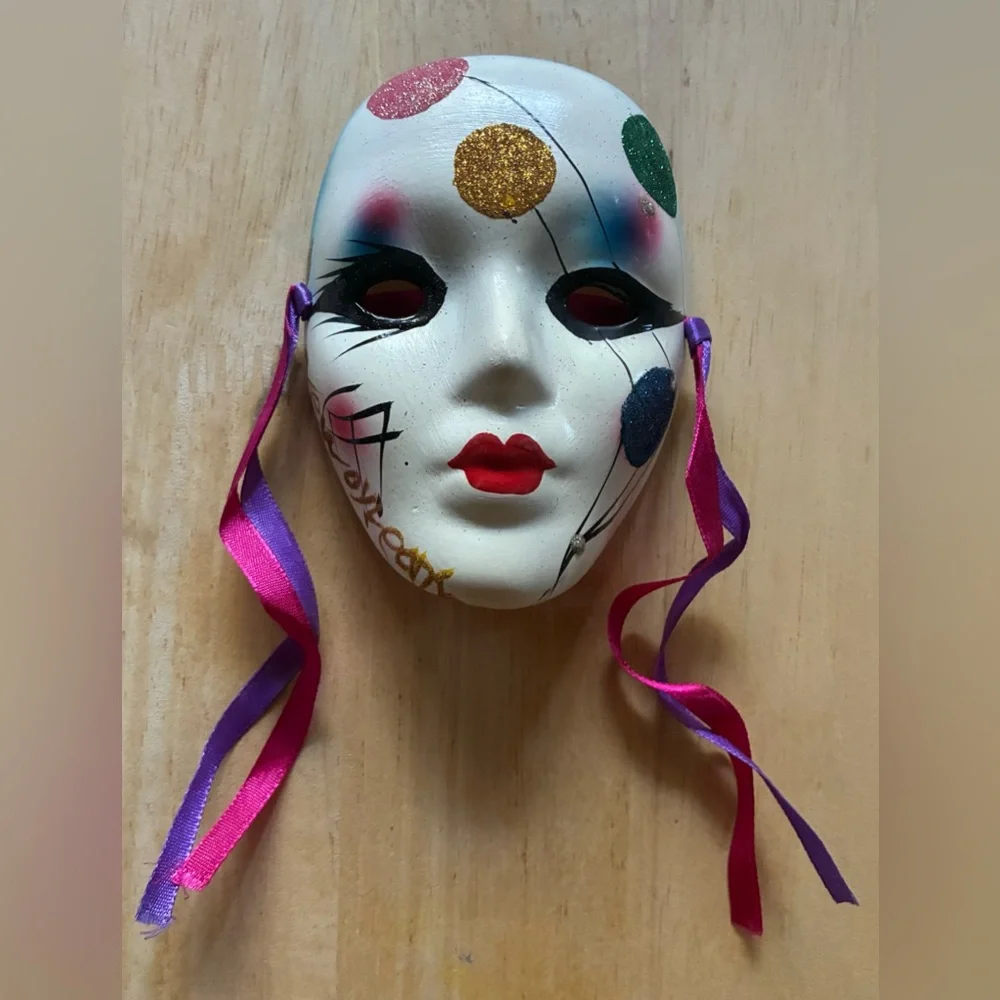 Ceramic Mardi Gras Masquerade Wall Art Face Mask Glitter Balloon Design